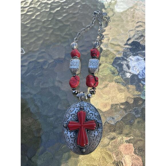 You And I Western Style Red Cross Necklace - Picture 1 of 3